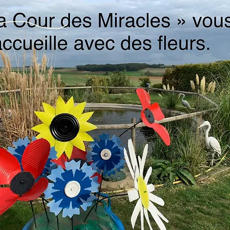 Cour Des Miracles, Holiday home Sequehart